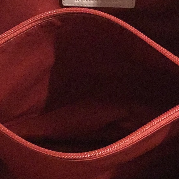 🌻NWOT Coach Large Leather Poppy Tote with large front pocket. - Picture 15 of 16